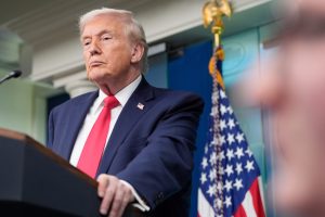 To 84% των Γάλλων θεωρούν ότι ο Ντόναλντ Τραμπ είναι επικίνδυνος για την παγκόσμια ειρήνη