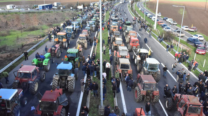 Σήμερα πέρασαν από δίκη 6 αγρότες για τα μπλόκα του 2024 • Έλληνας Αγρότης
