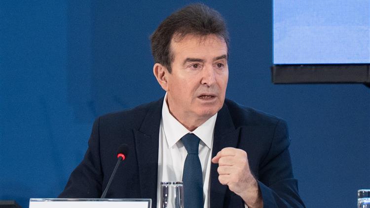 Χρυσοχοΐδης: Παράνομες πράξεις στα αγροτικά μπλόκα