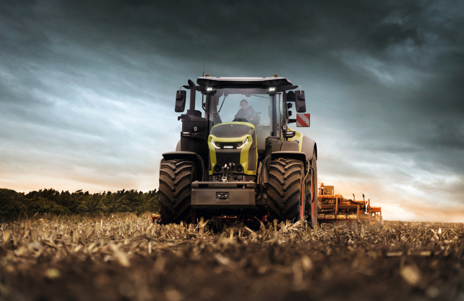 Δημιουργεί τα πρότυπα του αύριο η νέα γενιά τρακτέρ Claas Arion και Axion