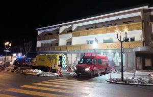 Τραγωδία στην Ελβετία: Ανακρίθηκαν οι δύο Γάλλοι μάνατζερ του μπαρ – Δεν προκύπτουν προς το παρόν ποινικές ευθύνες