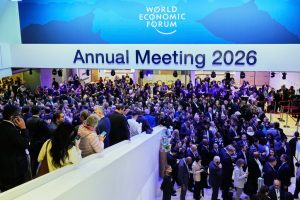 Έφτασε στο Νταβός ο Τραμπ – Ακυρώθηκε η συνάντηση με τον Μερτς