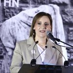 Κύπρος: Η σύζυγος του Χριστοδουλίδη παραιτείται από τον ΑΦΚΣ με αφορμή το φερόμενο σκάνδαλο χρηματισμού