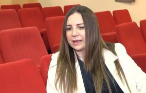 Βίκυ Φλέσσα: Η ΕΡΤ έχει έναν κουμπαρά που δεν διαθέτει η ιδιωτική τηλεόραση