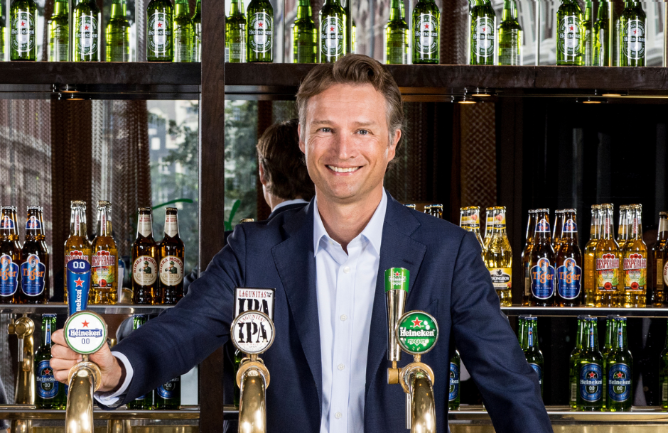 Αποχωρεί από την Heineken ο CEO Dolf van den Brink