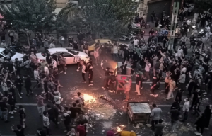 Το Ιράν προειδοποίησε τις ΗΠΑ ότι θα απαντήσει σε τυχόν επίθεση – Στους 116 οι νεκροί από τις διαδηλώσεις