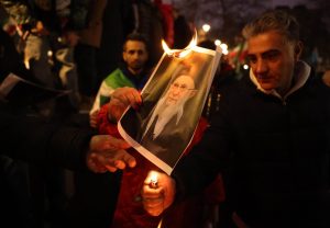 Ιράν: 10.000 συλλήψεις και 3.428 νεκροί από τις αντικυβερνητικές διαδηλώσεις