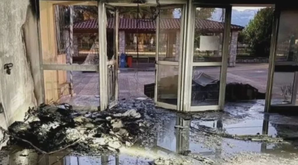 Ιτέα: Μαθητής βανδάλισε 2 φορές σχολείο