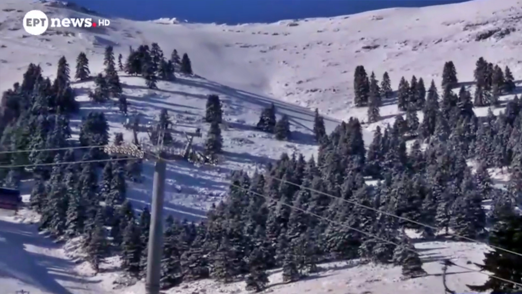 Μαγευτικό χιονισμένο τοπίο στο Χιονοδρομικό Κέντρο των Καλαβρύτων