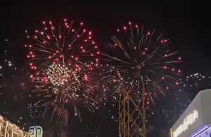 Άμπου Ντάμπι: Ρεκόρ Guinness με 62 λεπτά συνεχούς επίδειξης πυροτεχνημάτων