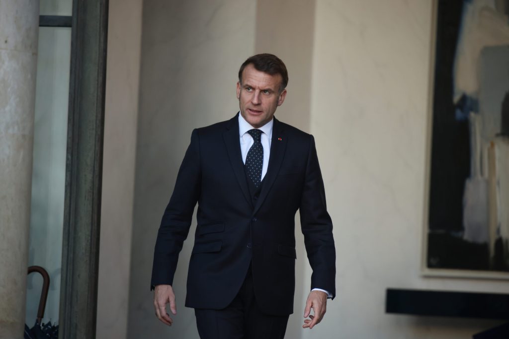 Μακρόν: Οι ΗΠΑ απομακρύνονται από συμμάχους και διεθνείς κανόνες - ertnews.gr