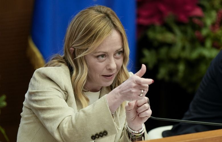 Μελόνι: «Δεν πιστεύω ότι υπάρχει πιθανότητα να πραγματοποιηθεί αμερικανική στρατιωτική επέμβαση στη Γροιλανδία»