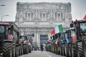 Αγροτικές Ειδήσεις: Τρακτέρ στη Σκάλα του Μιλάνου: Η Mercosur δοκιμάζεται στην καρδιά της Ευρώπης