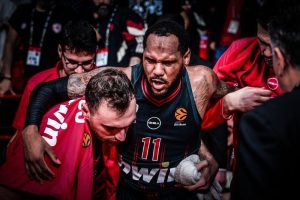 Ολυμπιακός: Νοκ άουτ για ένα μήνα ο Μόντε Μόρις – Υπέστη ρήξη πρόσθιας μοίρας έξω πλαγίου συνδέσμου