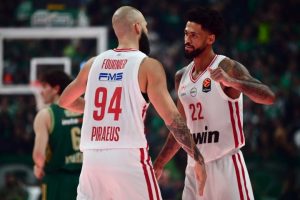 Euroleague: Ο Ολυμπιακός πέρασε με νίκη από την έδρα του Παναθηναϊκού