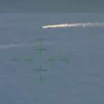 Ο πρόεδρος της Κολομβίας υπέδειξε θαλάσσια περιοχή όπου θα μπορούσαν να βρίσκονται επιζήσαντες ταχύπλοων που βομβαρδίστηκαν από τις ΗΠΑ