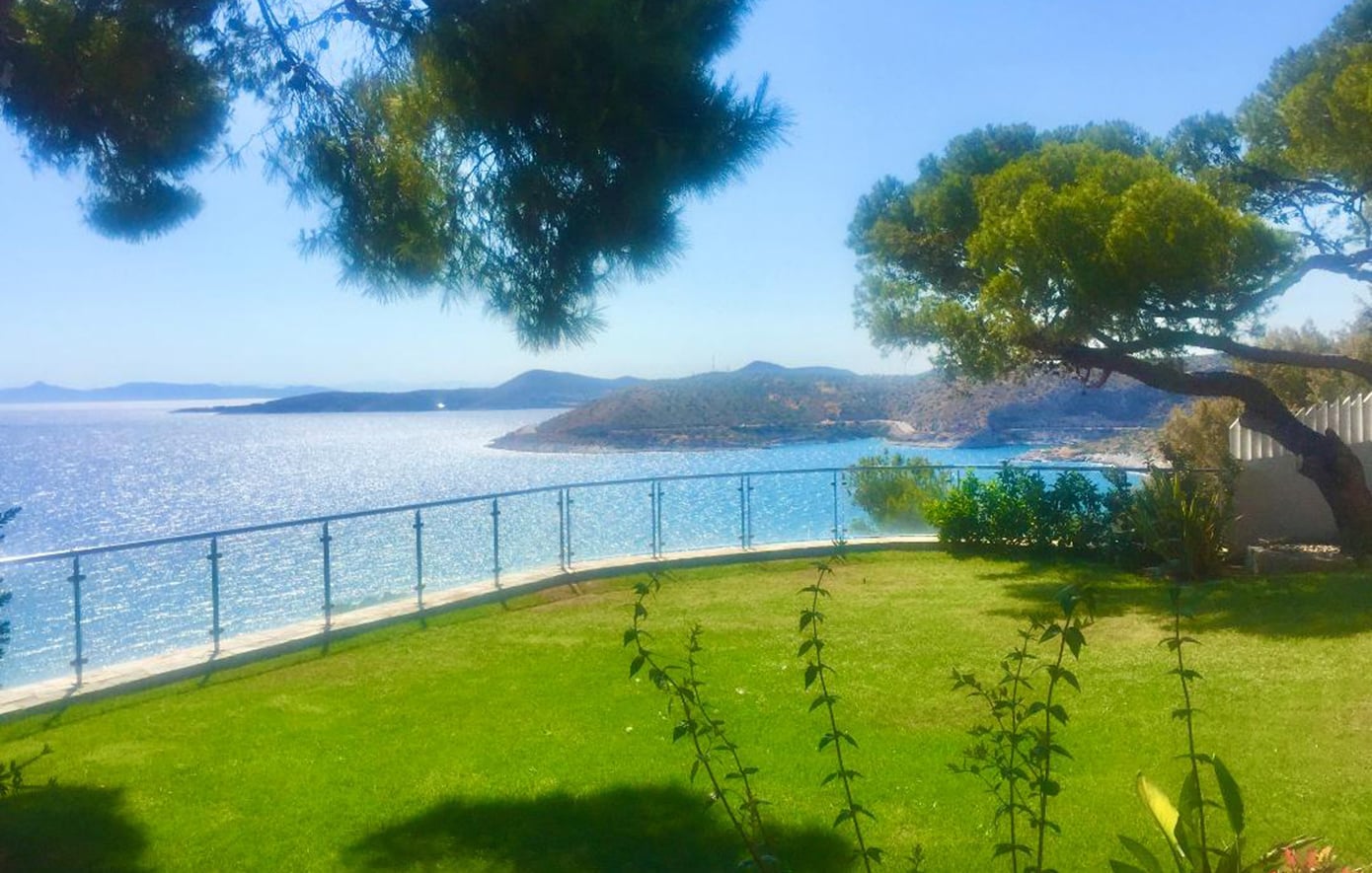 Γιατί πολλά πολυτελή ακίνητα μένουν απούλητα ενώ η αγορά κινείται