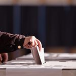 Δημοσκόπηση Mega: Στo 16% η διαφορά της ΝΔ με το ΠΑΣΟΚ