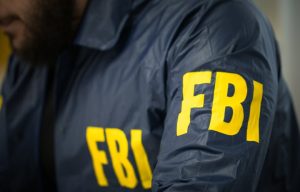 Έφοδος του FBI στο σπίτι δημοσιογράφου της Washington Post για διαρροή απόρρητων εγγράφων