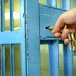 Στη φυλακή δύο κατηγορούμενοι για τις ληστείες στα μίνι μάρκετ – Ελεύθερο με όρους το γνωστό μοντέλο