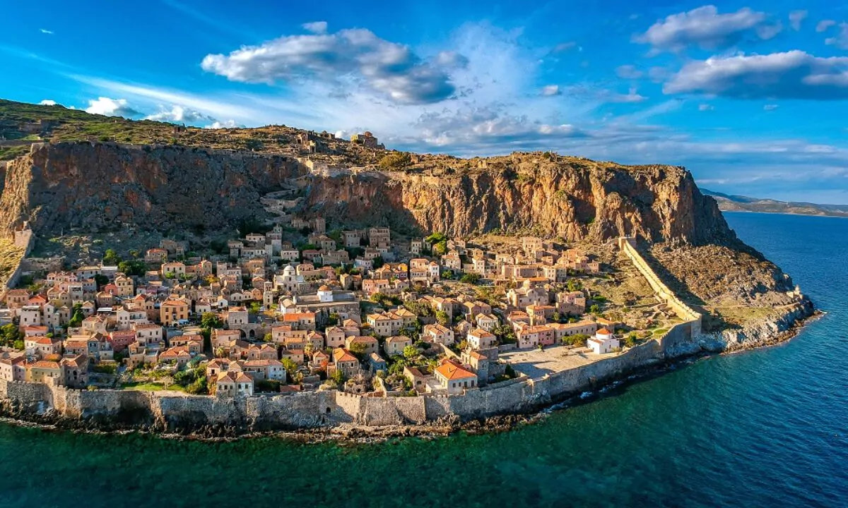 Στους κορυφαίους προορισμούς παγκοσμίως για το 2026 η Πελοπόννησος