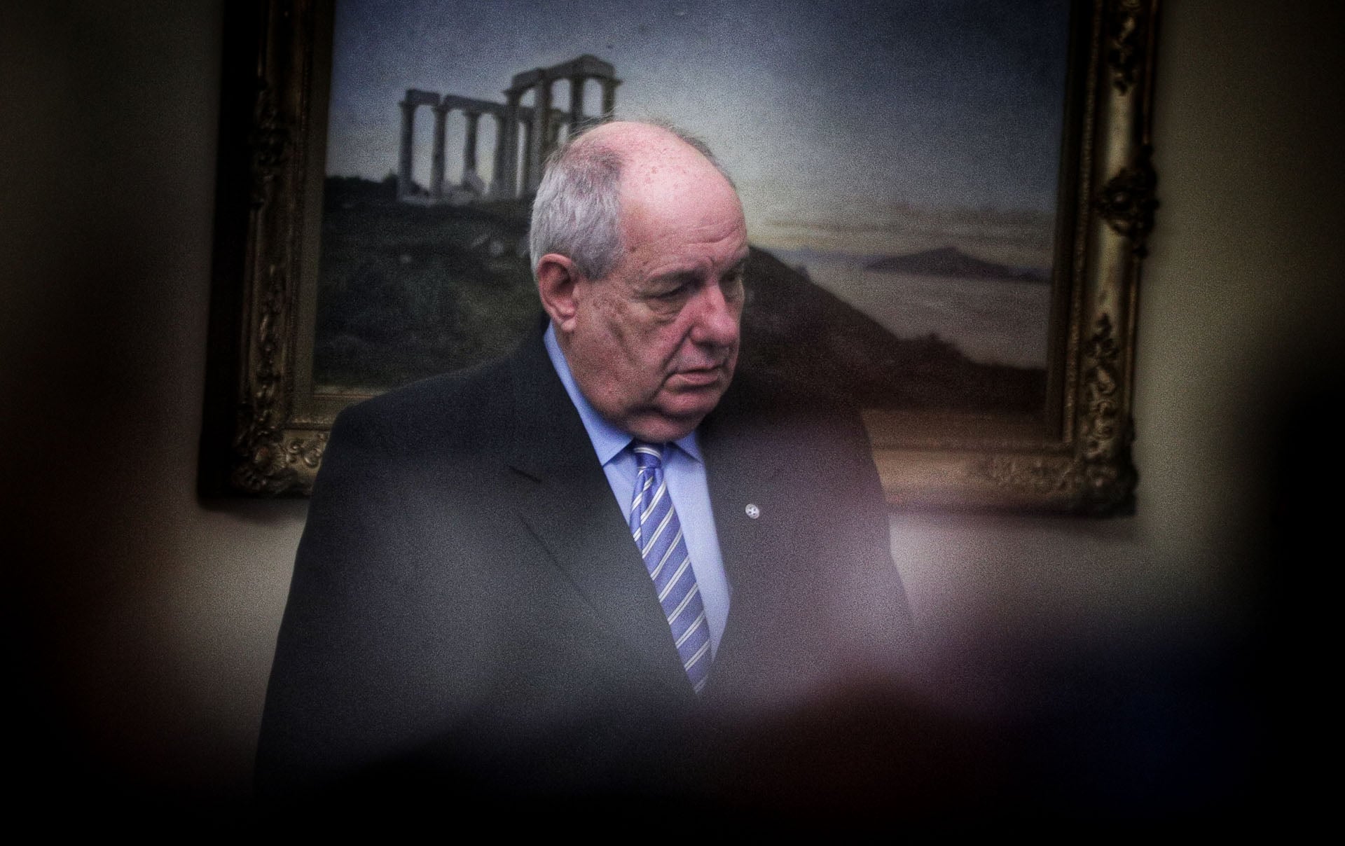 Ο Τέρενς Κουίκ στο πλευρό του Γιώργου Λιάγκα από τη Δευτέρα