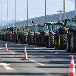 Αγροτικά μπλόκα: Κλειστό το ρεύμα προς Αθήνα στα Μάλγαρα – Κλειστός ο κόμβος Τρίγλιας, ανοιχτά τα τελωνεία