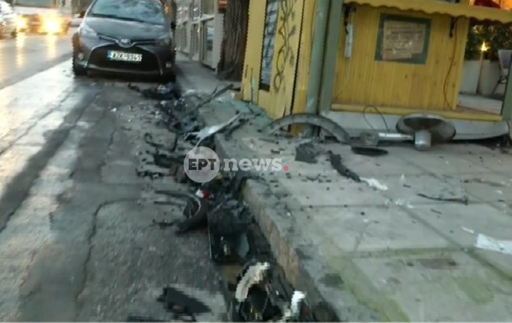 Θεσσαλονίκη: Μεθυσμένη οδηγός έπεσε πάνω σε 15 οχήματα, ένα περίπτερο και ένα κατάστημα