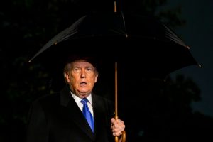 Τραμπ: Οι ΗΠΑ επιβάλλουν 25% δασμό σε χώρες που συναλλάσσονται με το Ιράν