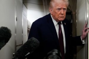 Το Ιράν «θέλει να διαπραγματευτεί» σύμφωνα με τον Τραμπ – «Βρίσκεται σε εξέλιξη» προετοιμασία για πιθανή συνάντηση