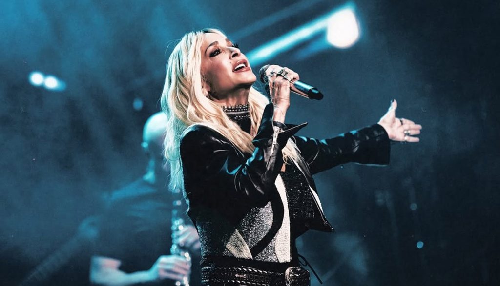 Άννα Βίσση διαψεύδει τις φήμες αποχώρησης - Οι φωτογραφίες από το Αθηνών Αρένα μιλούν από μόνες τους