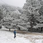 Καιρός: Στους -8 το θερμόμετρο – Πού θα χιονίσει στην Αττική, πρόγνωση από την Αν. Τυράσκη