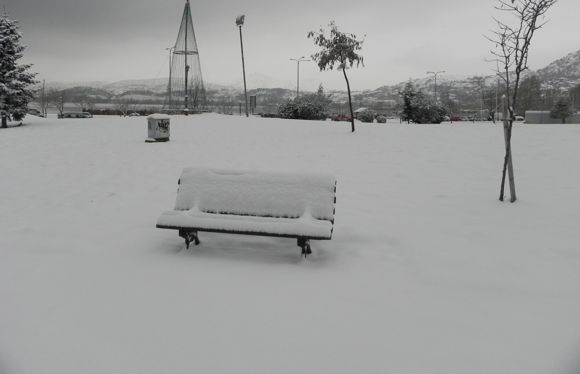 Ο χιονιάς έφτασε: Το έστρωσε σε χωριά της βόρειας Ελλάδας - Τι θα συμβεί στην Αττική