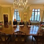 Υπογραφή Μνημονίου Συνεργασίας μεταξύ της Γενικής Γραμματείας Απόδημου Ελληνισμού και της Crafting Greece με το Ίδρυμα King’s Foundation