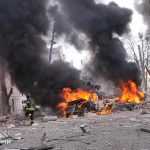 Μπαράζ ρωσικών επιθέσεων στην Ουκρανία, δύο μέρες πριν κλείσουν 4 χρόνια πολέμου