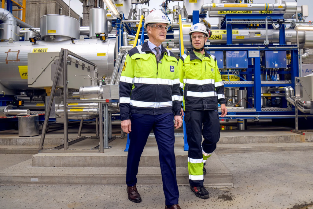 Αταξία και ντόμινο παραχωρήσεων εάν η Κομισιόν εξαιρέσει τα λιπάσματα από CBAM