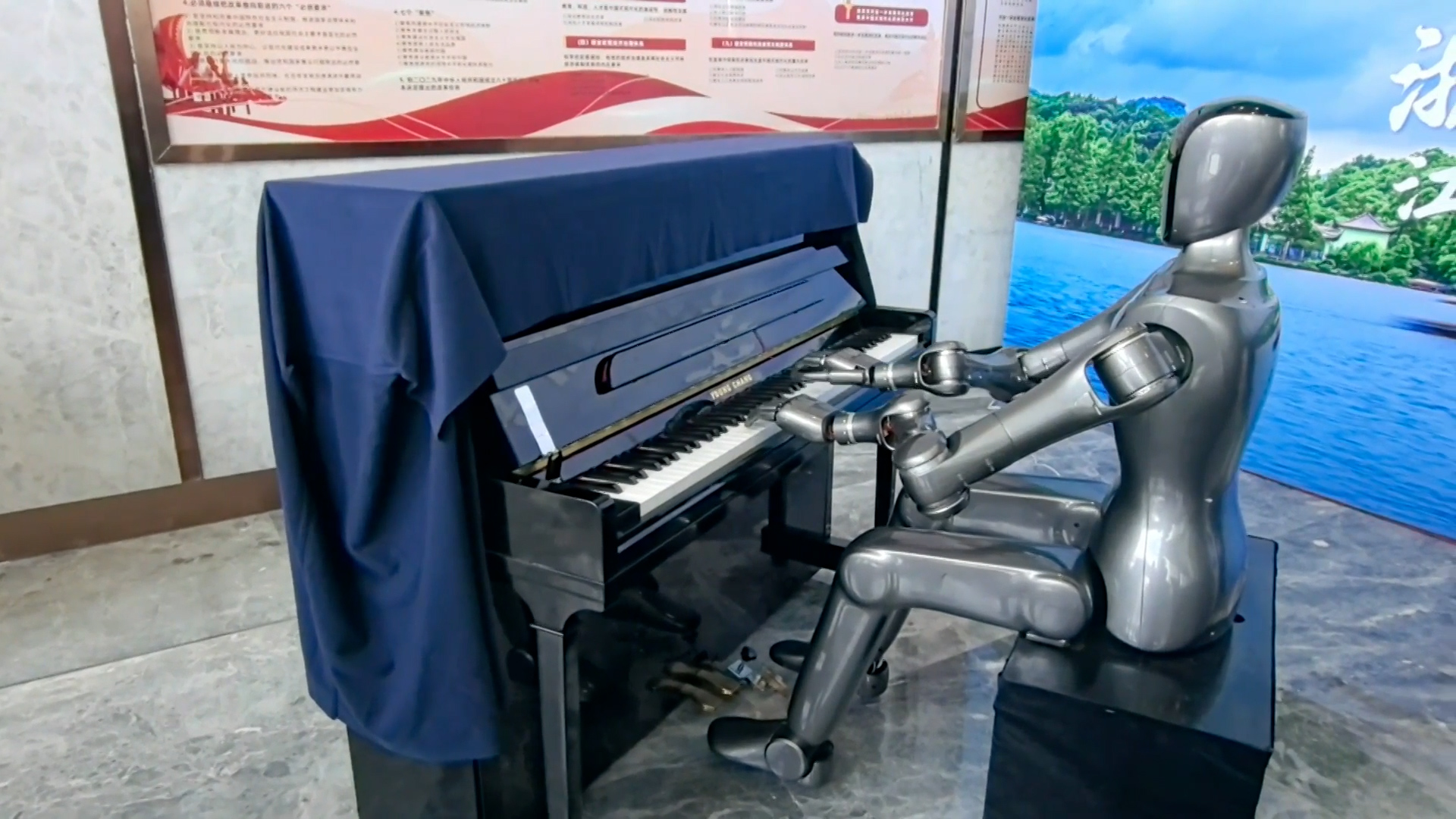 Ανθρωποειδή ρομπότ δοκιμάζονται σε πραγματικές θέσεις εργασίας στην Κίνα