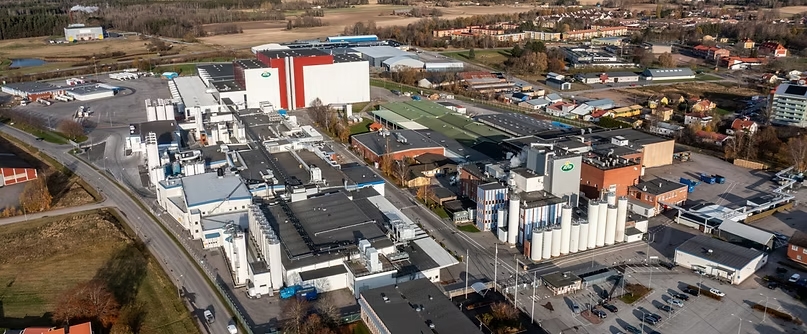 H Arla επενδύει 300 εκατ. ευρώ για παραγωγή τυριού στο εργοστάσιο της στη Σουηδία