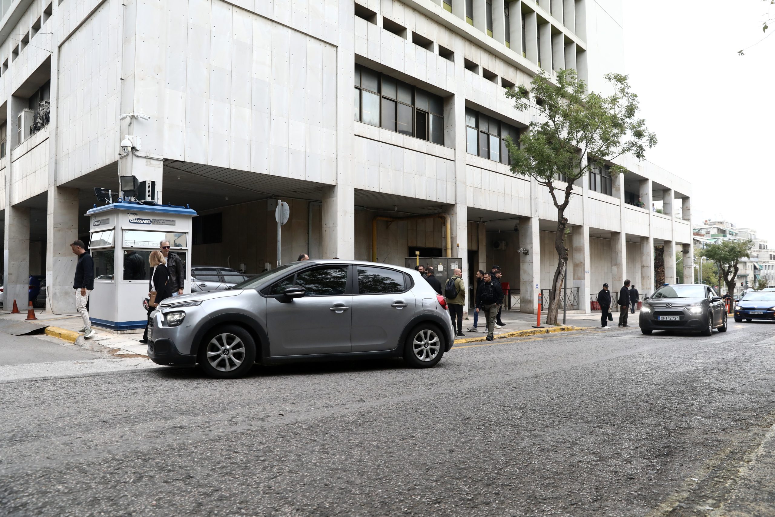 Τι κατέθεσε η μητέρα του 27χρονου επιχειρηματία που δολοφονήθηκε στη Νέα Πέραμο - Πού στρέφονται οι έρευνες - ertnews.gr