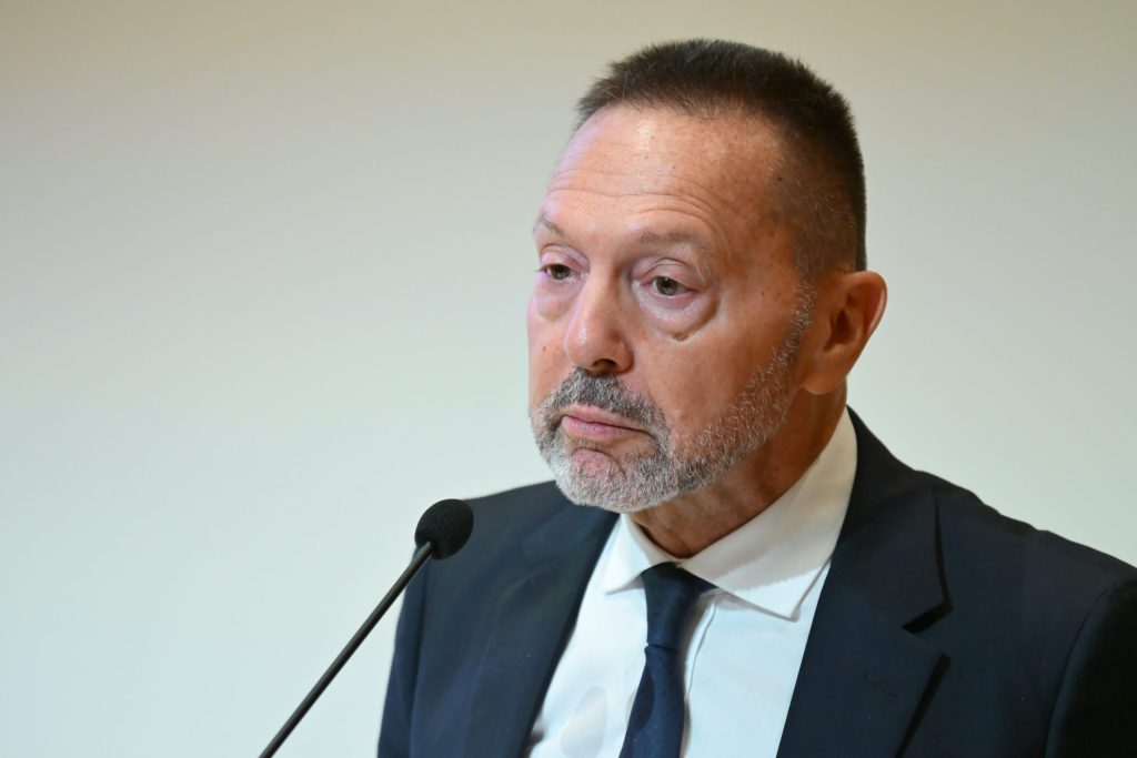 Συνεργάτες Στουρνάρα για Τσίπρα: Ήθελαν να βάλουν χέρι στα αποθεματικά των ασφαλιστικών ταμείων - ertnews.gr