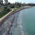 «Βομβαρδισμένο» τοπίο ο παραλιακός δρόμος προς τον Μύτικα μετά τις κατολισθήσεις στην Πρέβεζα