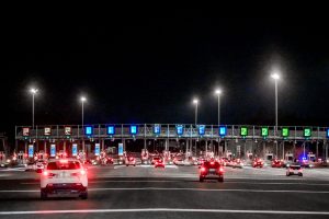 Με κακοκαιρία η έξοδος της Αποκριάς - Αυξημένη η κίνηση σε κεντρικές αρτηρίες - ertnews.gr