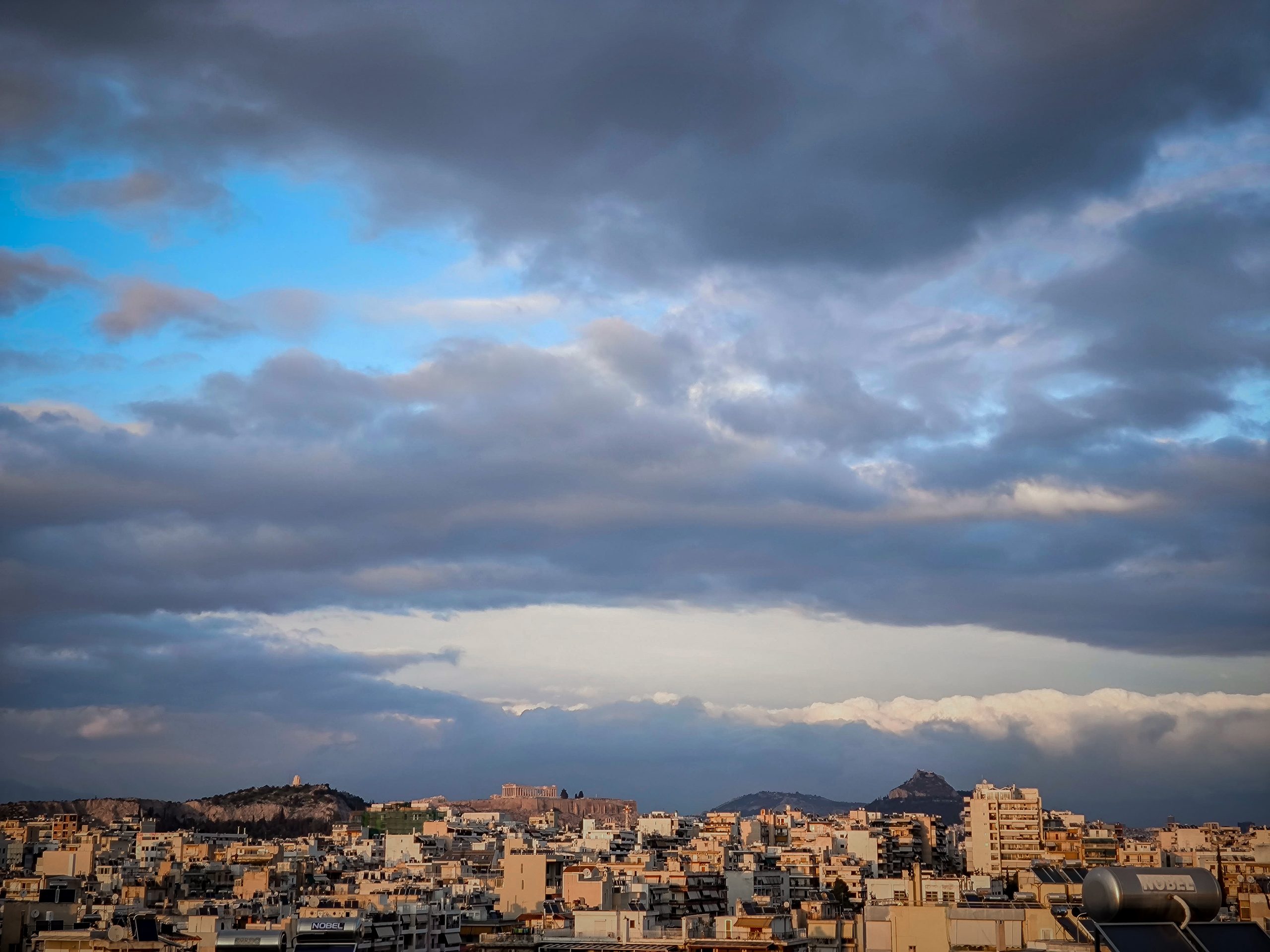 Παράθυρο καλοκαιρίας πριν την επόμενη επιδείνωση του καιρού - Πρόγνωση από τον Χρ. Παρανό - ertnews.gr