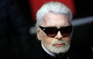 Έργα τέχνης, κοσμήματα και ρούχα από τη συλλογή του Καρλ Λάγκερφελντ πωλούνται σε δημοπρασία