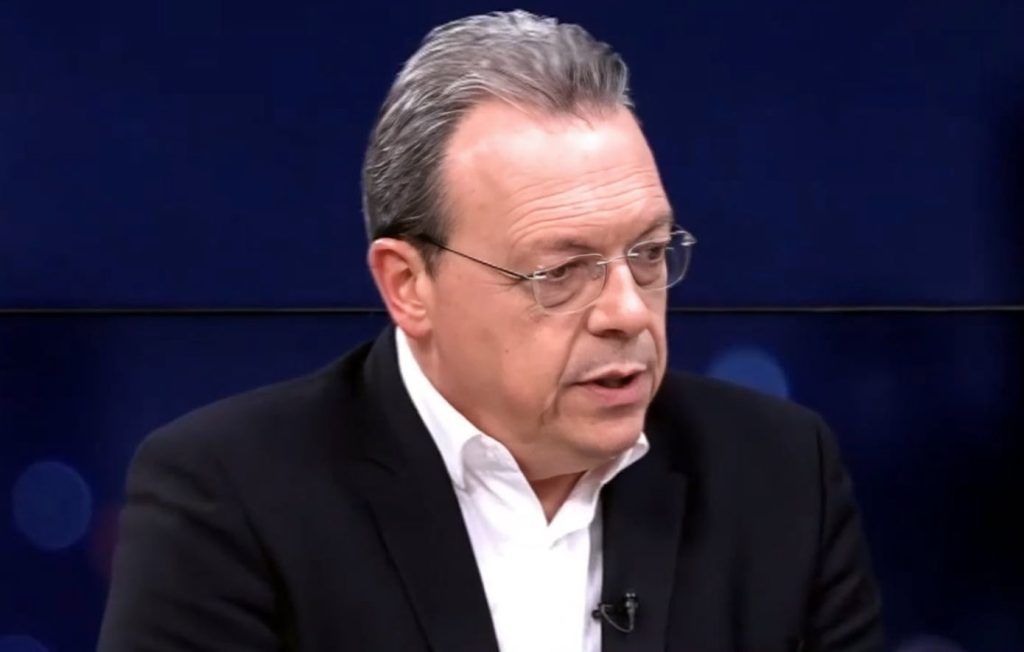 Φάμελλος: Είναι ντροπή ο πρωθυπουργός που βαρύνεται με τις περισσότερες καταπατήσεις του Συντάγματος, να ζητά συναίνεση