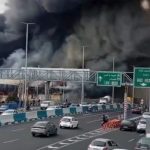 Μεγάλη φωτιά σε εμπορικό κέντρο της Τεχεράνης