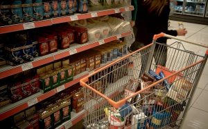 Οι Έλληνες καταναλωτές επιλέγουν προϊόντα ιδιωτικής ετικέτας για οικονομία και Made in Greece για ποιότητα