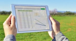 Monitor και Agrisnap αφήνουν απλήρωτους αγρότες - Εκκρεμούν κοφτολίβαδα, αγρανάπαυση και κτηνοτροφικά φυτά του 2024 • Έλληνας Αγρότης