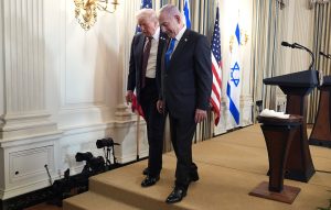 Ο Τραμπ είπε στο Νετανιάχου ότι πρέπει να συνεχιστούν οι διαπραγματεύσεις με το Ιράν