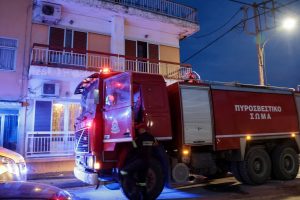 Χαλκίδα: Αυτοκίνητο πήρε φωτιά ξημερώματα